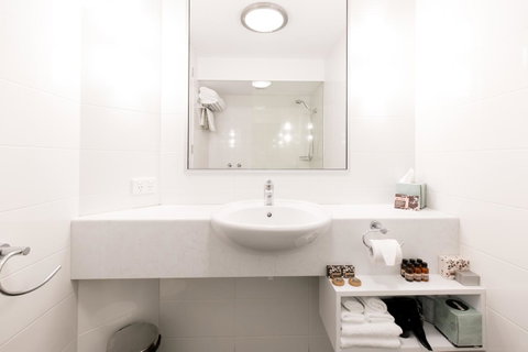 St Ives Apartments - Tourism Gold Coast 28