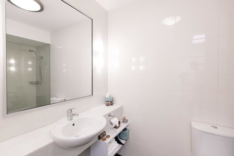 St Ives Apartments - Tourism Gold Coast 27