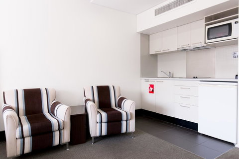 St Ives Apartments - Tourism Gold Coast 12