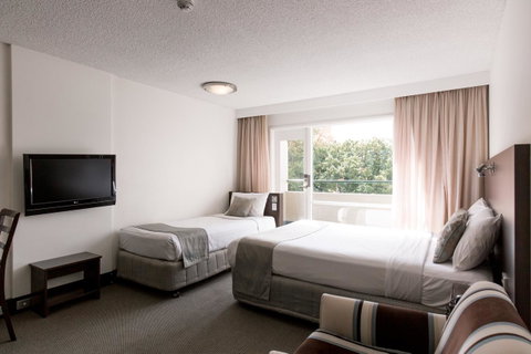 St Ives Apartments - Tourism Gold Coast 9