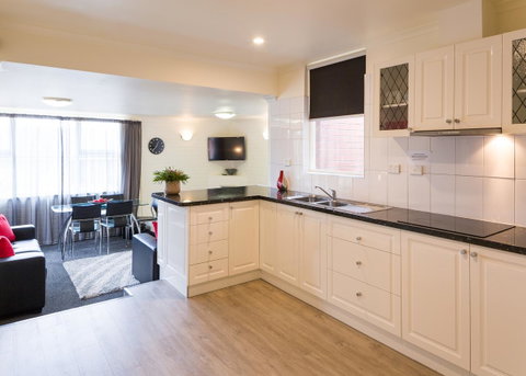 Graham Apartments - Tourism Gold Coast 4