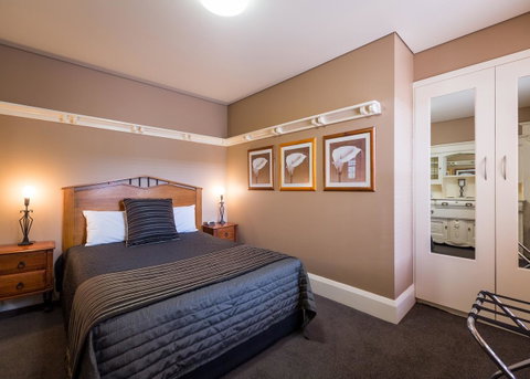 Graham Apartments - Tourism Gold Coast 39