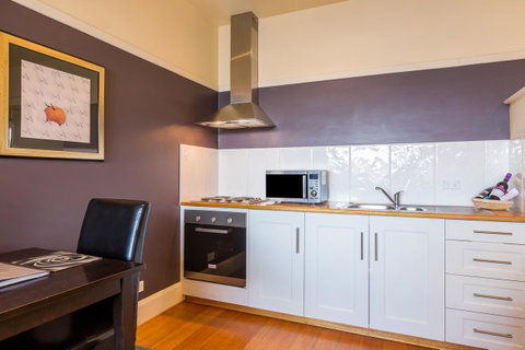 Graham Apartments - Tourism Gold Coast 37