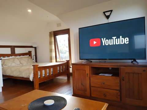 Riverside Studioâ˜†Privateâ˜† - Tourism Gold Coast 7