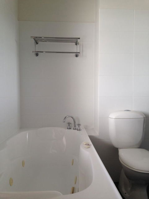 Auldington Hotel - Tourism Gold Coast 44