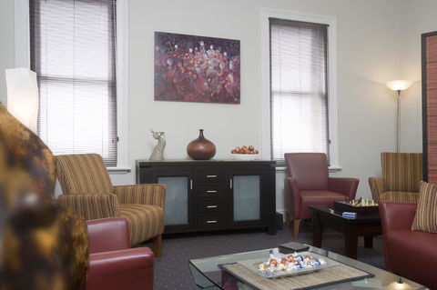Auldington Hotel - Tourism Gold Coast 25