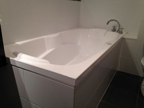 Auldington Hotel - Tourism Gold Coast 17