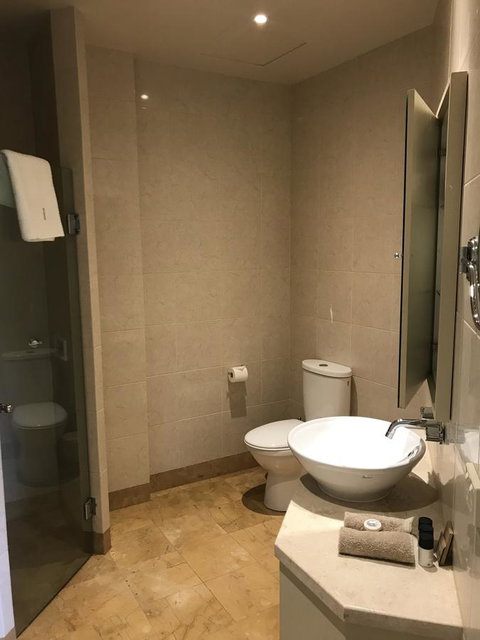 Grande Vue Hotel - Tourism Gold Coast 4