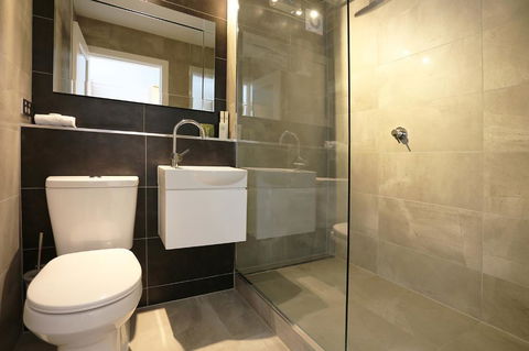 Hotel Launceston - Tourism Gold Coast 6