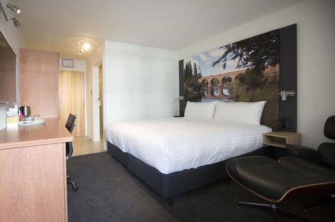 Hotel Launceston - Tourism Gold Coast 1