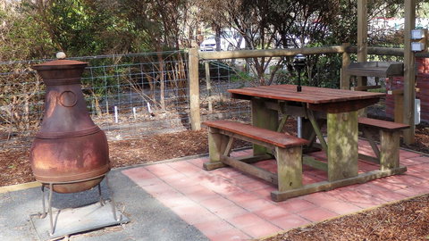 Karoola Cottage Self Contained - Gold Coast 24