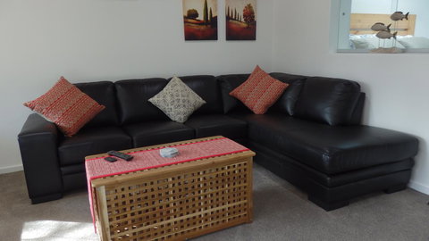 Karoola Cottage Self Contained - Gold Coast 4