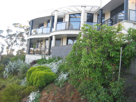 Sheer Pleasure Accommodation - Tourism Gold Coast 8