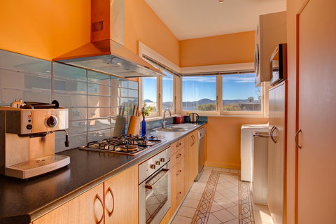 Maison Del Mar - Tourism Gold Coast 4