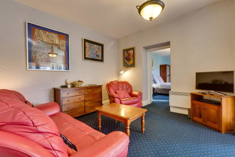 Maison Del Mar - Tourism Gold Coast 13