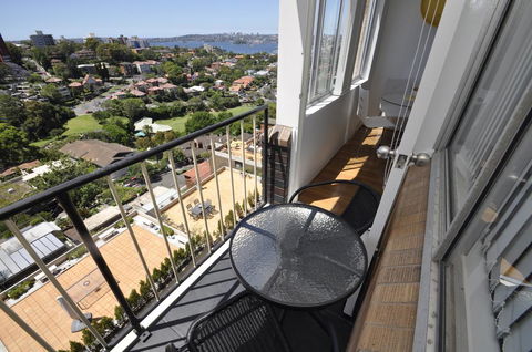 Neutral Bay Self Contained Studio Apartments - Tourism Gold Coast 3