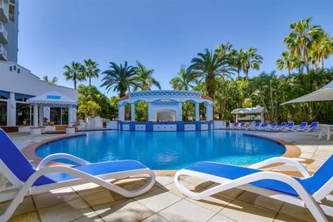 NEW Beautiful 1 Bedroom Beach Views Broadbeach - Tourism Gold Coast 3