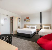 Nightcap at Camp Hill Hotel - Gold Coast