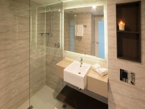 Novotel Wollongong Northbeach - Tourism Gold Coast 2