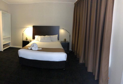Nowra Motor Inn - Tourism Gold Coast 3
