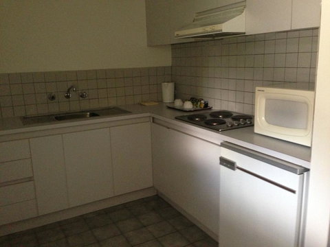 Nunawading Motor Inn - Gold Coast 2