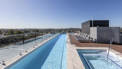 Oaks Brisbane Woolloongabba Suites - Tourism Gold Coast 3