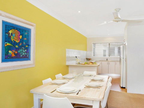 Ocean Blue Apartment Three - Apartment On 2nd Level - Tourism Gold Coast 2