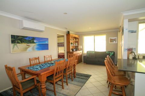 Ocean Break - At Berrara - Tourism Gold Coast 2