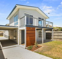 Ocean Chill 10 Minutes Drive to Phillip Island Pet Friendly Family Home Sleeps 8 - Tourism Gold Coast