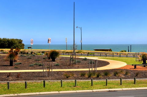 Ocean Drive Motel - Tourism Gold Coast 2
