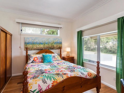 OCEAN SOUNDS - Anglesea - Tourism Gold Coast 3