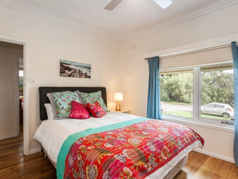 OCEAN SOUNDS - Anglesea - Tourism Gold Coast 1