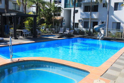 Oceanside Hawks Nest - Tourism Gold Coast 0