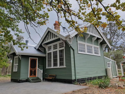 Old School B & B - Tourism Gold Coast 1