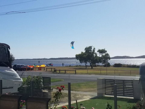 ON THE ESTUARY - Tourism Gold Coast 1