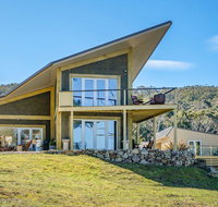 On the Huon River - Gold Coast