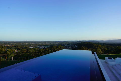 On Top Of The World - Tourism Gold Coast 1