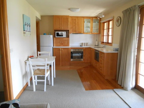 Otago Cottage - Tourism Gold Coast 3