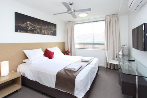 PA Apartments - Tourism Gold Coast 1