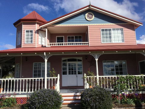 Painted Lady Bed & Breakfast - Tourism Gold Coast 0