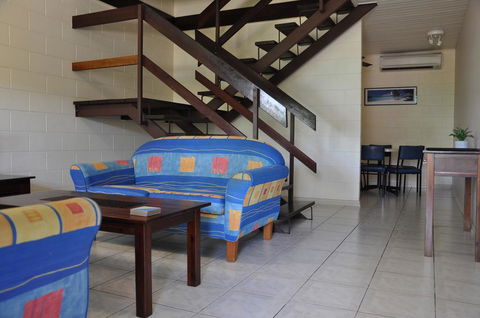 Palm Waters Holiday Villas - Tourism Gold Coast 1