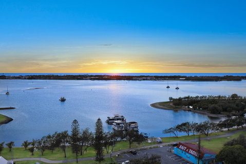 Palmerston Tower - Tourism Gold Coast 3