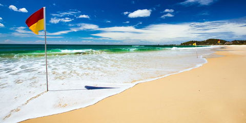 Palmy Sea Breeze - Tourism Gold Coast 1
