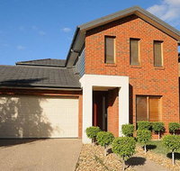 Pampas Grass Homestay A - Tourism Gold Coast