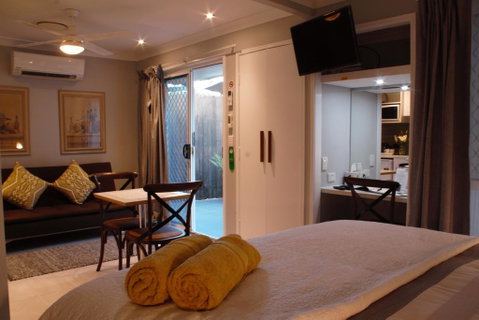 Paperbark Bed & Breakfast - Tourism Gold Coast 2