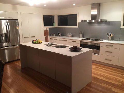 Paradise By The Bay - Tourism Gold Coast 3