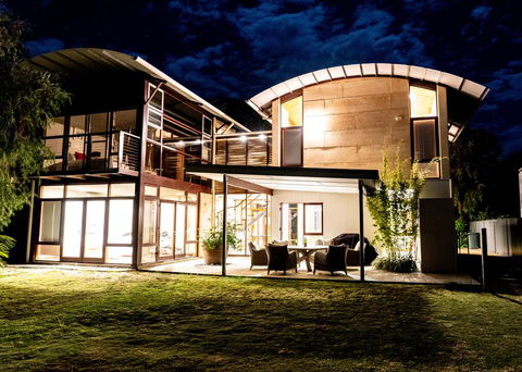 Paradise In Dunsborough - Tourism Gold Coast 3