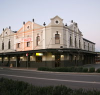 Peden's Hotel - Gold Coast