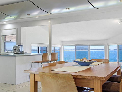 Penguin Head Retreat - Fabulous Views - Tourism Gold Coast 2