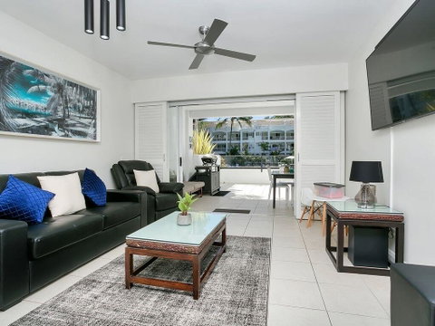 Peppers 3111- 3112 Two Bedroom Apartment Spa Suite - Tourism Gold Coast 0